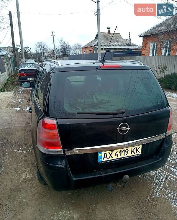 Минивэн Opel Zafira 2007 в Харькове