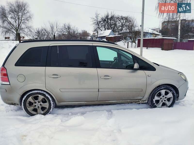 Минивэн Opel Zafira 2005 в Нежине фото 3 Минивэн Opel Zafira 2005 в Нежине