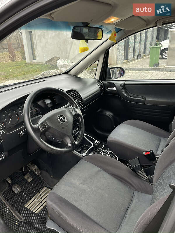 Минивэн Opel Zafira 1999 в Тересве фото 8 Минивэн Opel Zafira 1999 в Тересве