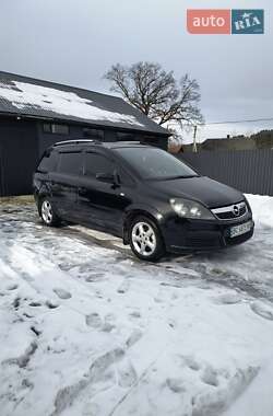 Минивэн Opel Zafira 2006 в Тлумаче