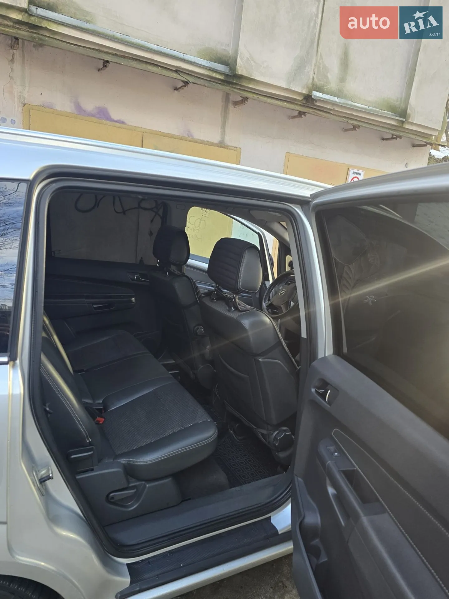 2010 Opel Zafira - мініатюра 11