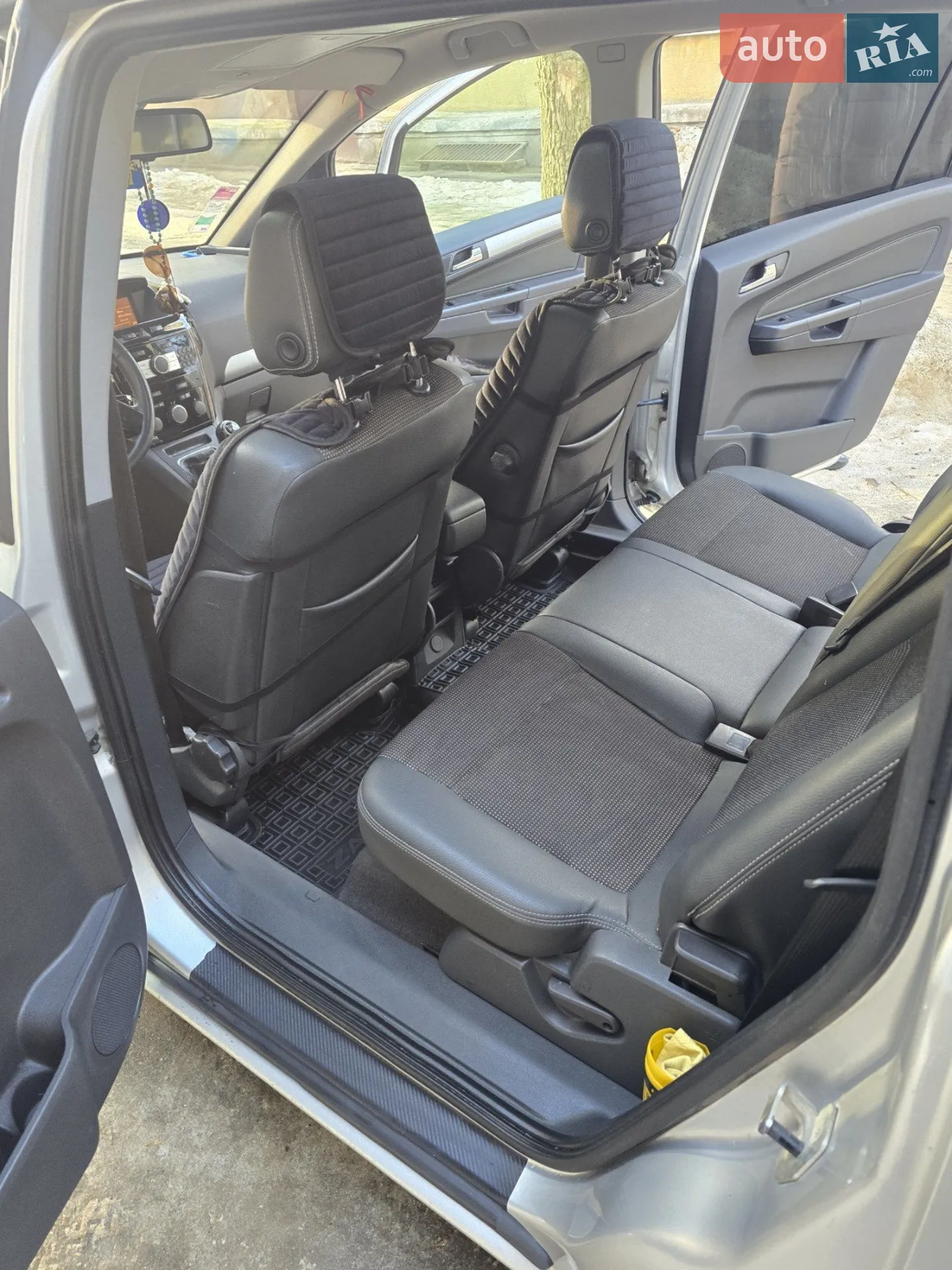 2010 Opel Zafira - мініатюра 21