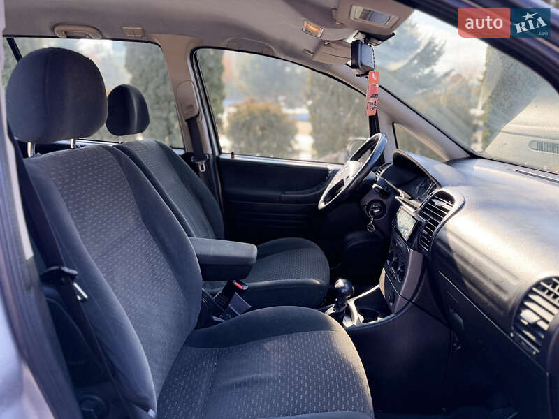 Минивэн Opel Zafira 2004 в Черновцах фото 13 Минивэн Opel Zafira 2004 в Черновцах