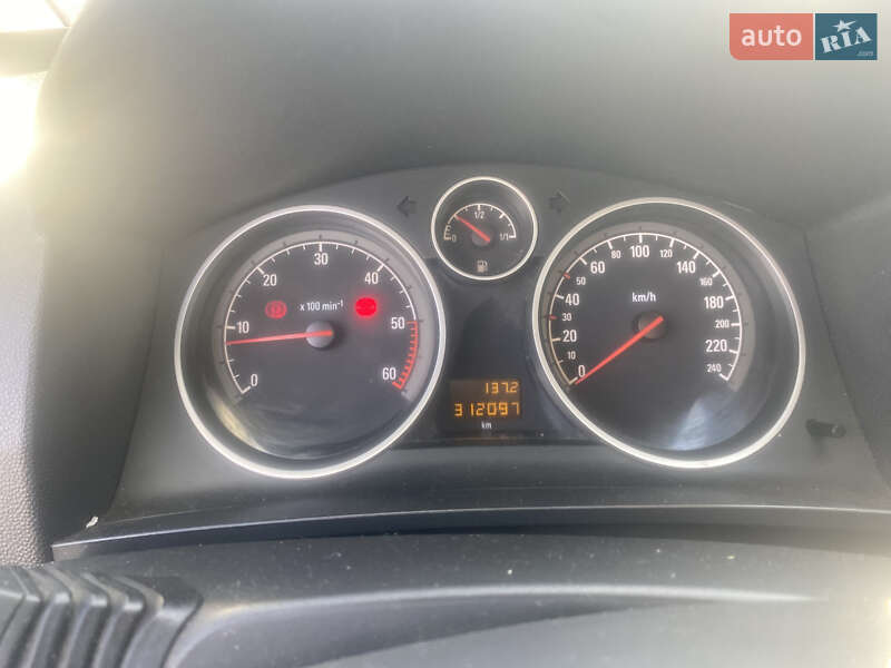 Минивэн Opel Zafira 2007 в Львове