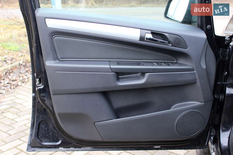 Минивэн Opel Zafira 2011 в Самборе фото 37 Минивэн Opel Zafira 2011 в Самборе