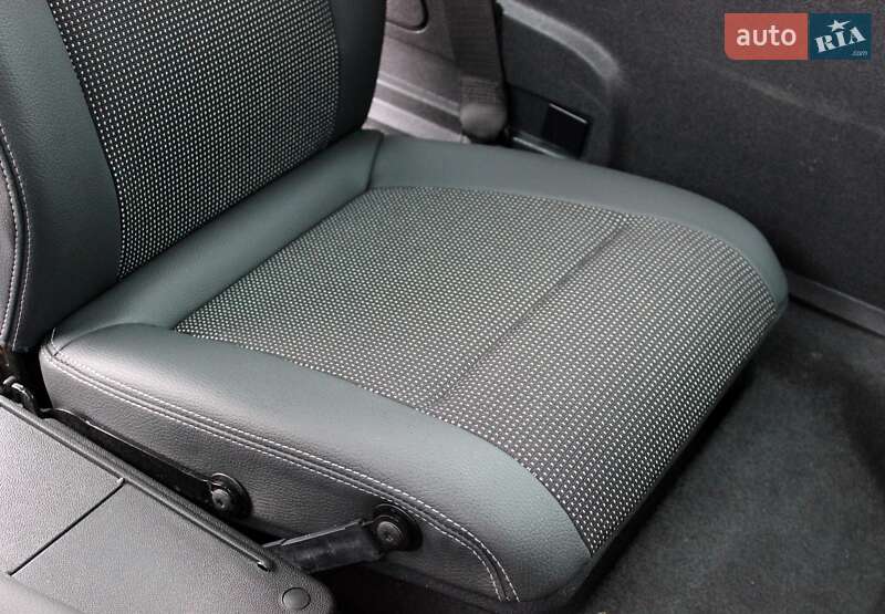 Минивэн Opel Zafira 2011 в Самборе фото 87 Минивэн Opel Zafira 2011 в Самборе