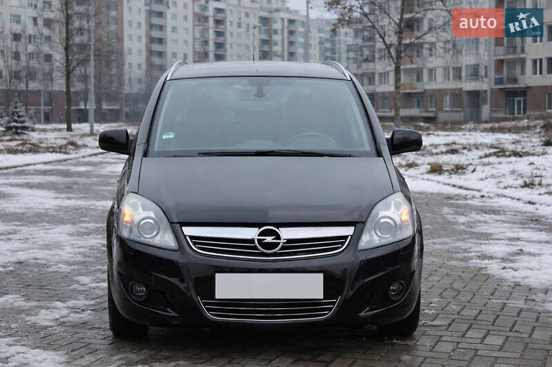 Минивэн Opel Zafira 2011 в Самборе фото 5 Минивэн Opel Zafira 2011 в Самборе