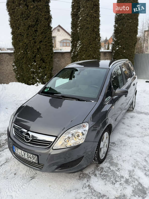 Минивэн Opel Zafira 2009 в Луцке фото 7 Минивэн Opel Zafira 2009 в Луцке