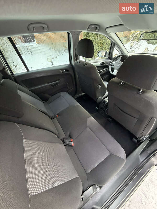 Минивэн Opel Zafira 2009 в Луцке фото 11 Минивэн Opel Zafira 2009 в Луцке
