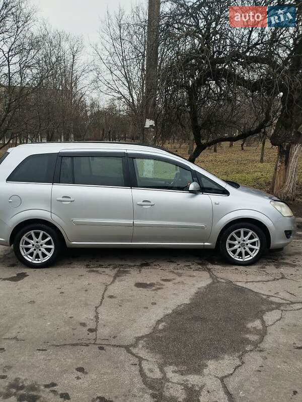 Opel Zafira 2009