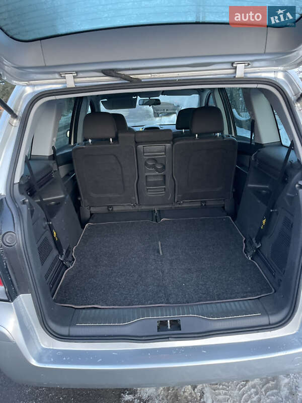 Минивэн Opel Zafira 2008 в Луцке фото 12 Минивэн Opel Zafira 2008 в Луцке