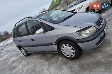 Минивэн Opel Zafira 2002 в Черновцах