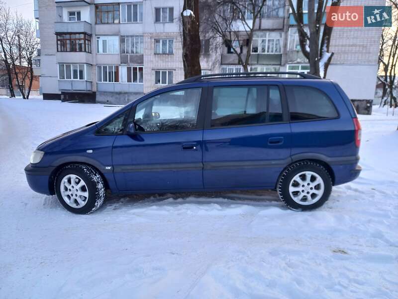 Минивэн Opel Zafira 2004 в Хмельницком