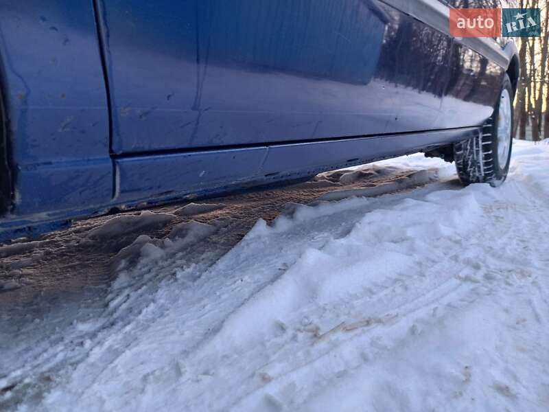 Минивэн Opel Zafira 2004 в Хмельницком