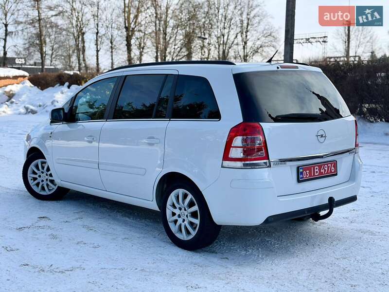 Минивэн Opel Zafira 2011 в Тернополе фото 5 Минивэн Opel Zafira 2011 в Тернополе
