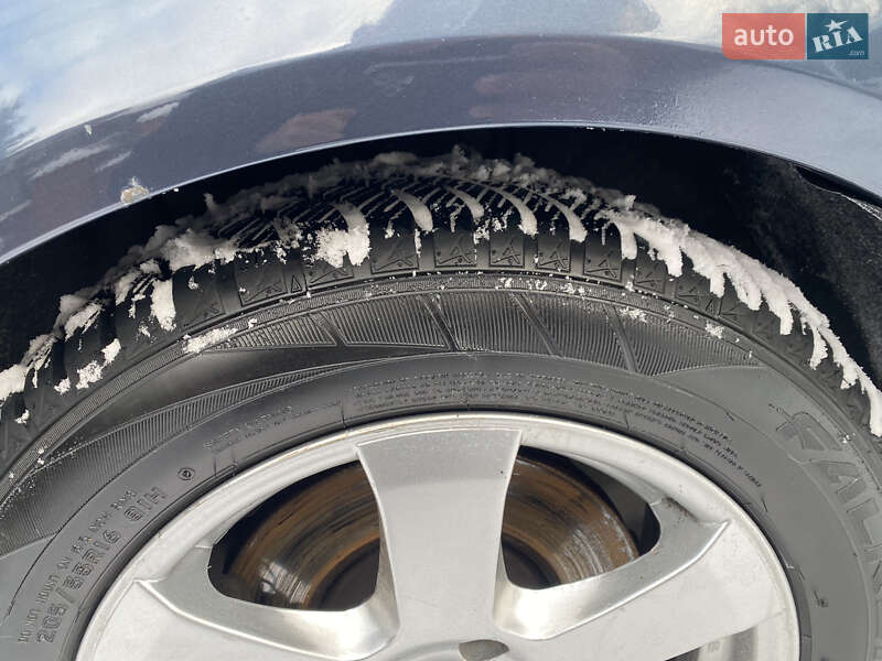 Минивэн Opel Zafira 2011 в Снятине