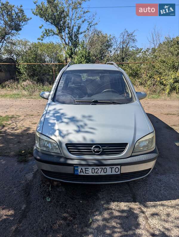 Opel Zafira 2002