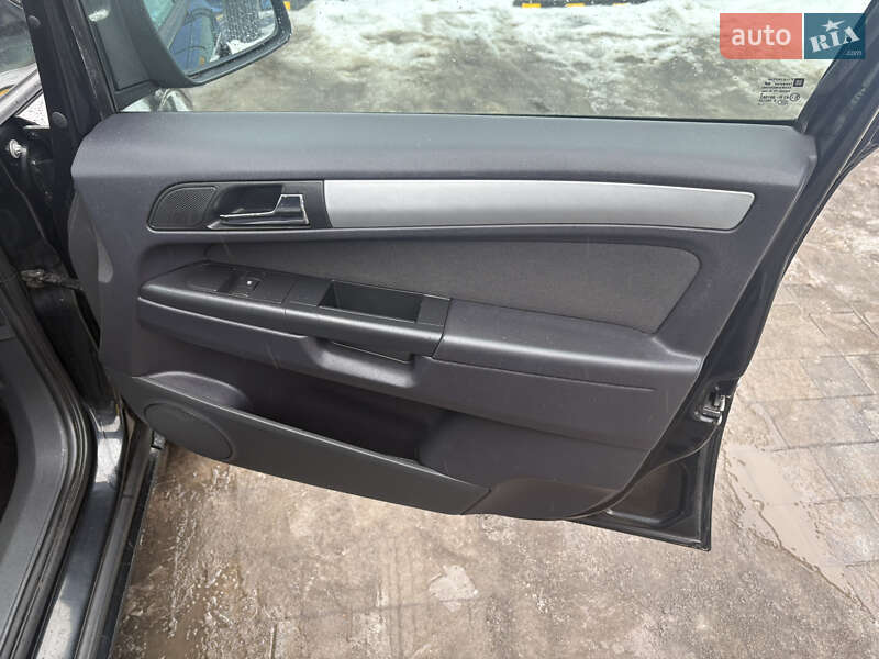 Минивэн Opel Zafira 2012 в Виннице фото 17 Минивэн Opel Zafira 2012 в Виннице