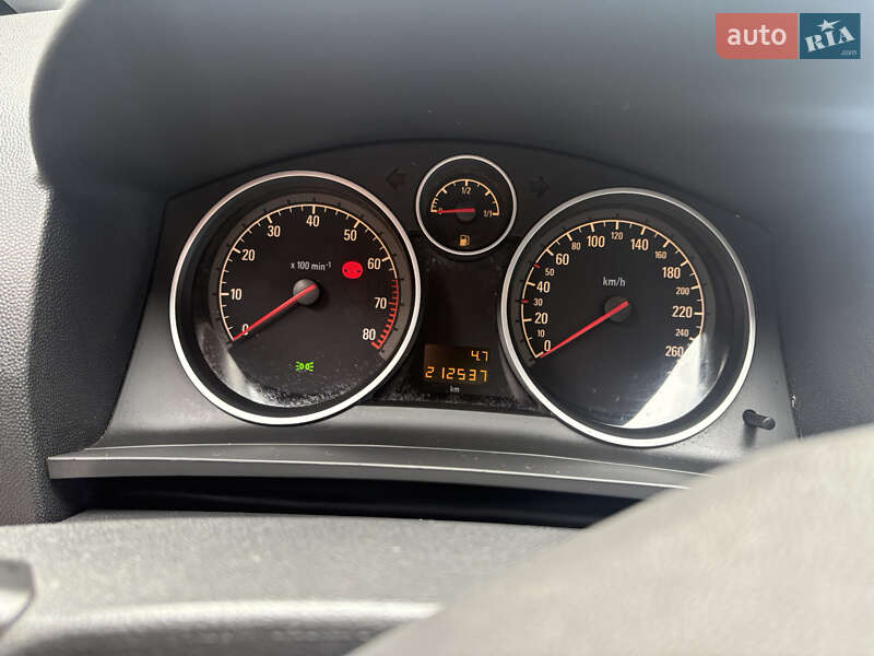 Минивэн Opel Zafira 2012 в Виннице фото 25 Минивэн Opel Zafira 2012 в Виннице