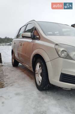 Мінівен Opel Zafira 2006 в Вараші