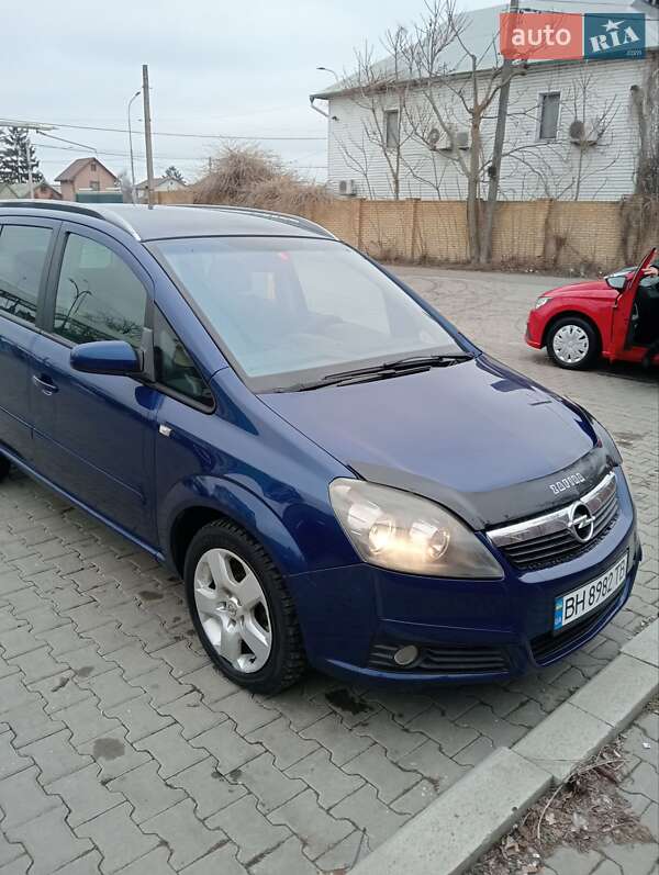 Минивэн Opel Zafira 2006 в Одессе