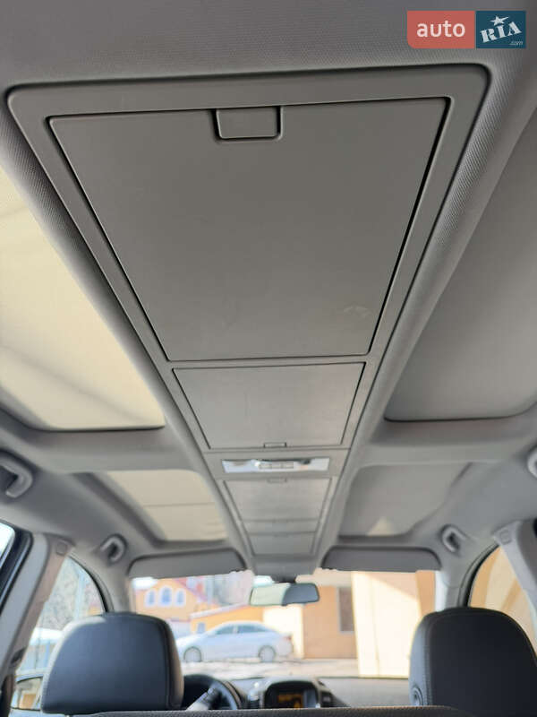 Минивэн Opel Zafira 2008 в Киеве