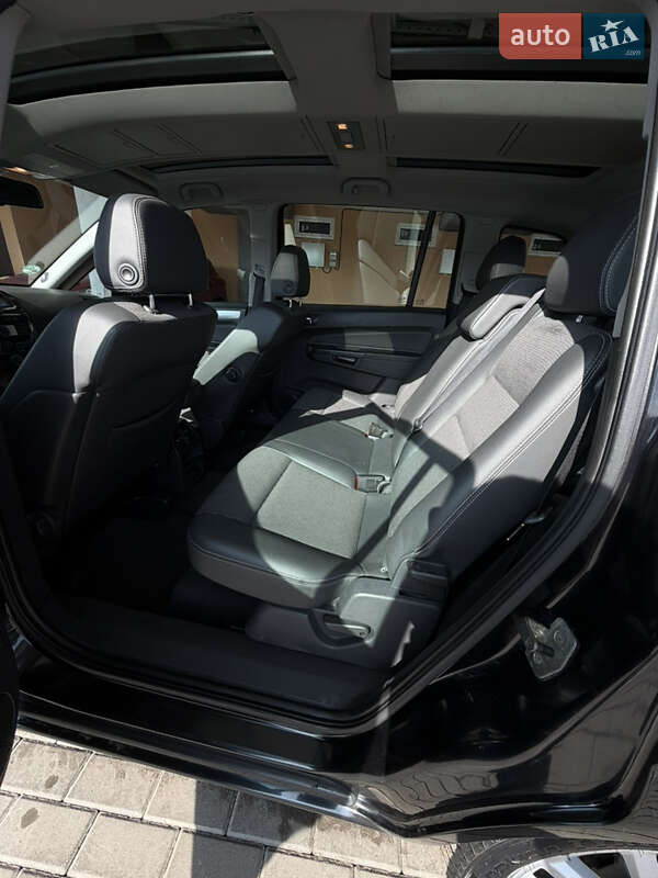 Минивэн Opel Zafira 2008 в Киеве