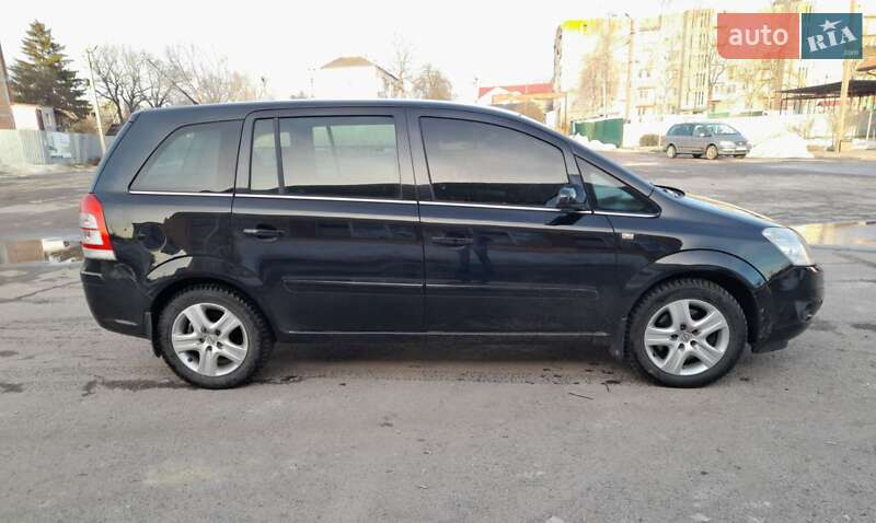 Мінівен Opel Zafira 2009 в Львові