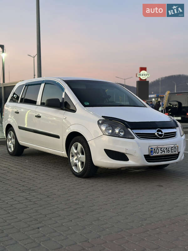 Минивэн Opel Zafira 2010 в Мукачево фото 8 Минивэн Opel Zafira 2010 в Мукачево