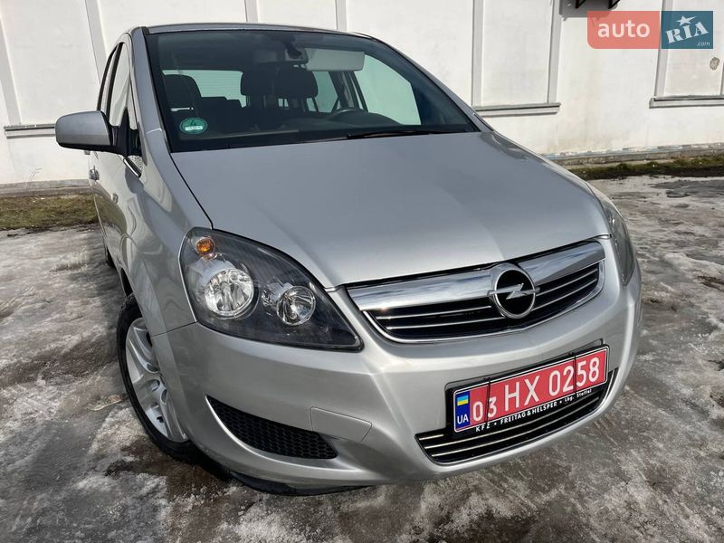 Мінівен Opel Zafira 2010 в Білій Церкві