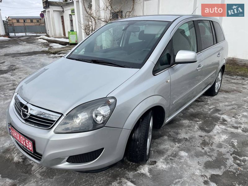 Мінівен Opel Zafira 2010 в Білій Церкві