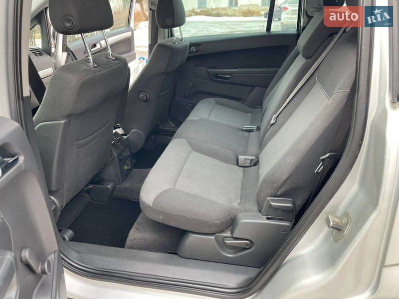 Мінівен Opel Zafira 2010 в Білій Церкві