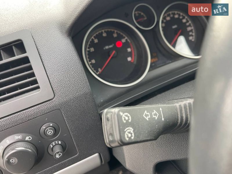 Мінівен Opel Zafira 2010 в Білій Церкві