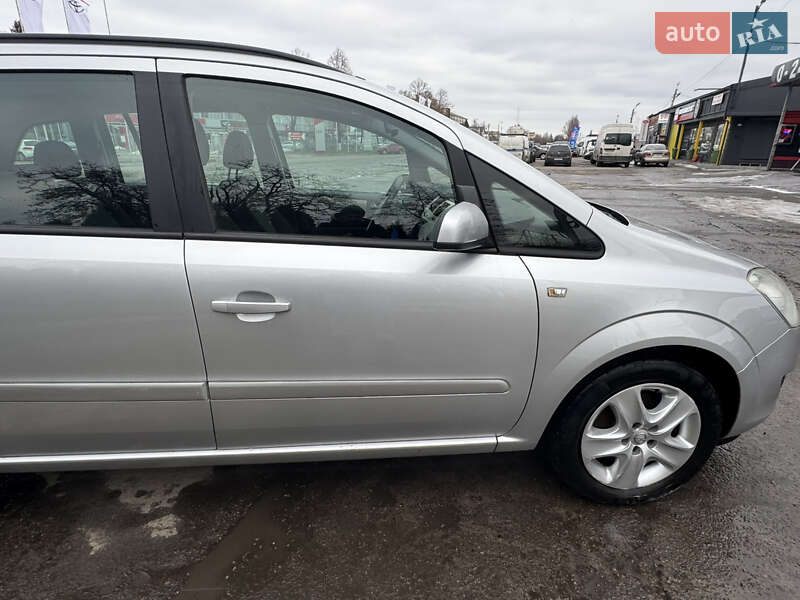 Минивэн Opel Zafira 2008 в Белой Церкви