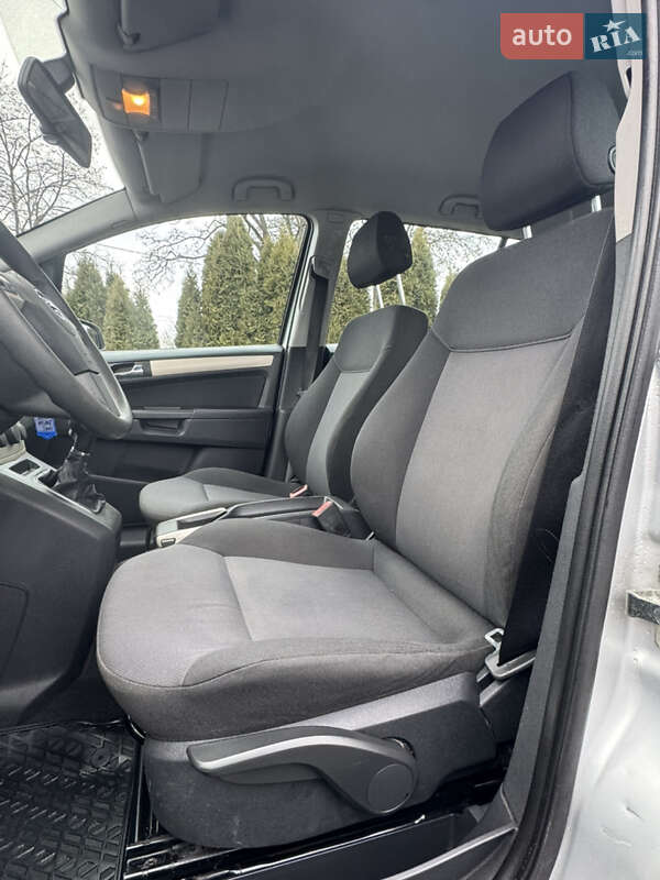 Минивэн Opel Zafira 2008 в Белой Церкви