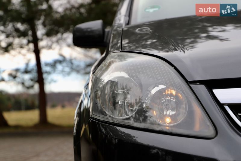 Минивэн Opel Zafira 2011 в Дрогобыче фото 10 Минивэн Opel Zafira 2011 в Дрогобыче