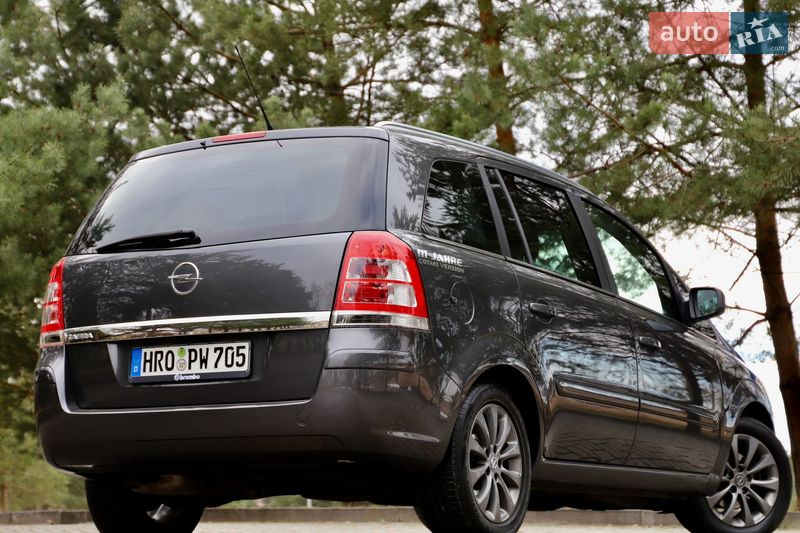 Минивэн Opel Zafira 2011 в Дрогобыче фото 15 Минивэн Opel Zafira 2011 в Дрогобыче