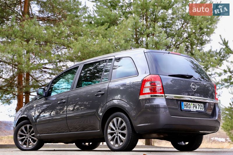 Минивэн Opel Zafira 2011 в Дрогобыче фото 22 Минивэн Opel Zafira 2011 в Дрогобыче