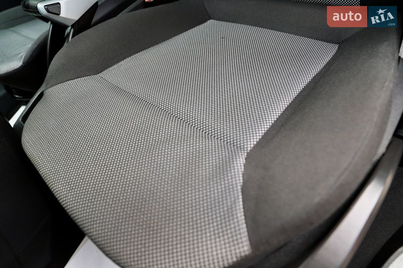 Минивэн Opel Zafira 2011 в Дрогобыче фото 64 Минивэн Opel Zafira 2011 в Дрогобыче