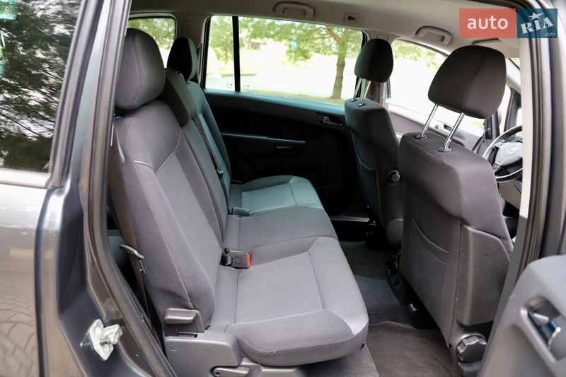 Минивэн Opel Zafira 2011 в Дрогобыче фото 72 Минивэн Opel Zafira 2011 в Дрогобыче
