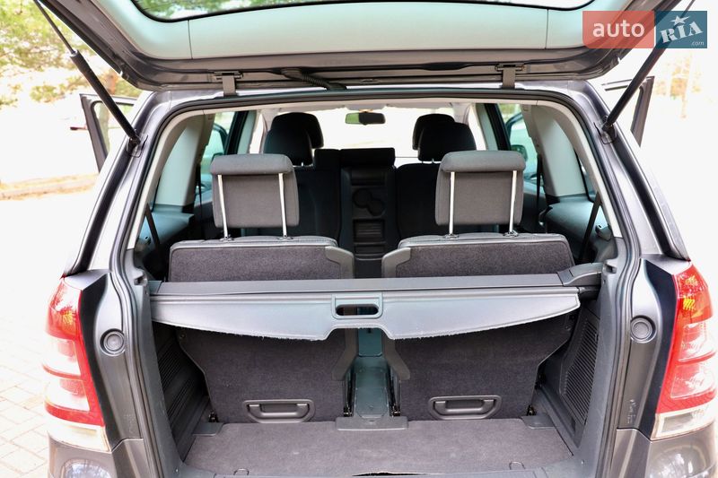 Минивэн Opel Zafira 2011 в Дрогобыче фото 78 Минивэн Opel Zafira 2011 в Дрогобыче