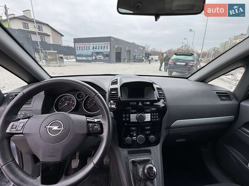 Минивэн Opel Zafira 2011 в Львове фото 9 Минивэн Opel Zafira 2011 в Львове