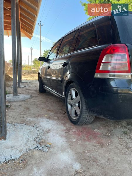 Opel Zafira 2008