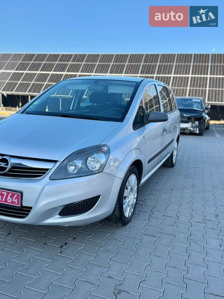Минивэн Opel Zafira 2009 в Владимире