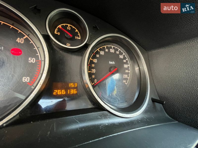 Минивэн Opel Zafira 2010 в Тернополе