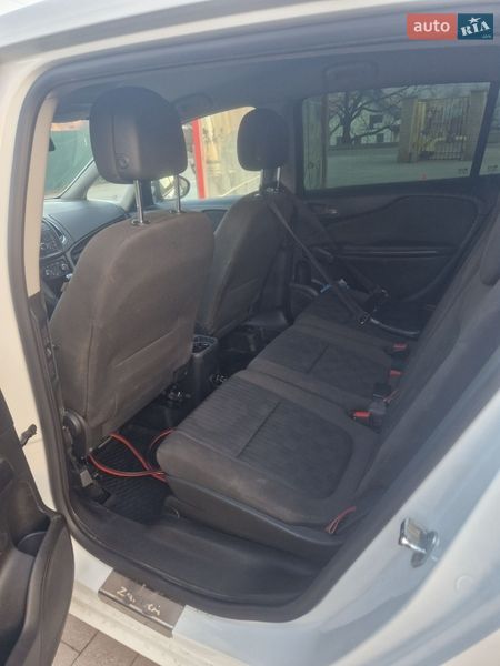 Микровэн Opel Zafira 2014 в Тячеве фото 12 Микровэн Opel Zafira 2014 в Тячеве