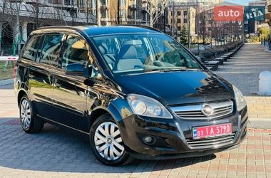 Мінівен Opel Zafira 2013 в Києві