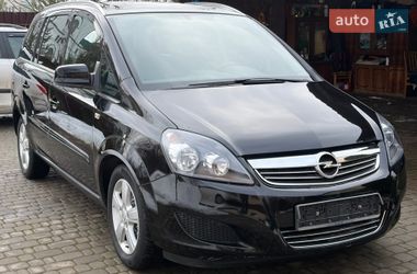 Мінівен Opel Zafira 2011 в Луцьку