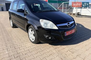 Минивэн Opel Zafira 2009 в Нововолынске