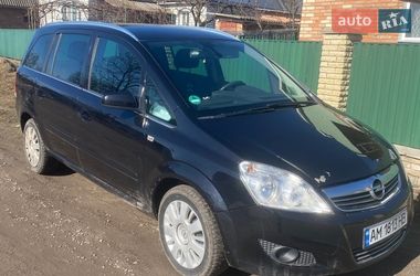 Минивэн Opel Zafira 2008 в Калиновке